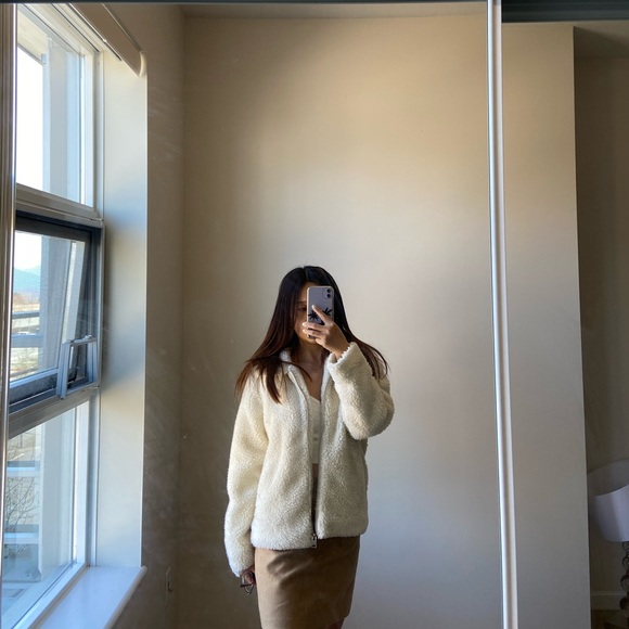 Teddy Jacket - Picture 1 of 2